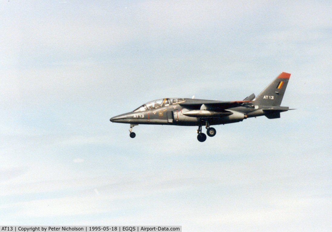 AT13, Dassault-Dornier Alpha Jet 1B C/N B13/1039, Alpha Jet, callsign Belgian Air Force 518, of 9 Wing Belgian Air Force on approach to Lossiemouth in May 1995.