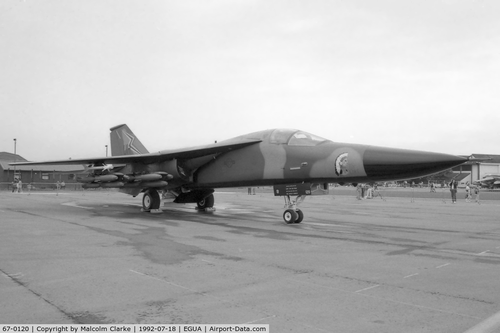 67-0120, 1969 General Dynamics F-111E Aardvark C/N A1-165, General Dynamics F-111E Aardvark at Upper Heyford in 1992.