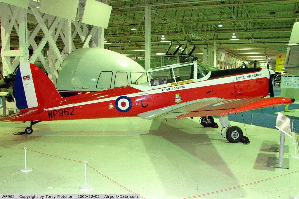 WP962, De Havilland DHC-1 Chipmunk T.10 C/N C1/0809, De Haviland Canada Chipmunk T10 exhibited in the RAF Museum Hendon , UK