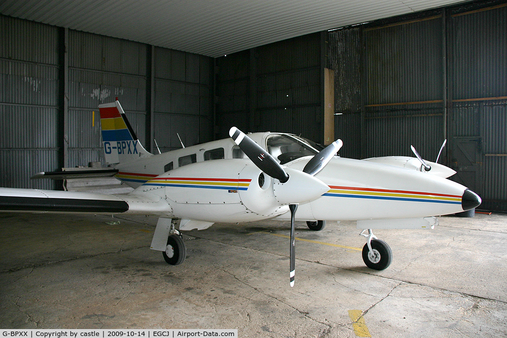 G-BPXX, 1979 Piper PA-34-200T Seneca II C/N 34-7970069, seen @ Sherburn in Elmet
