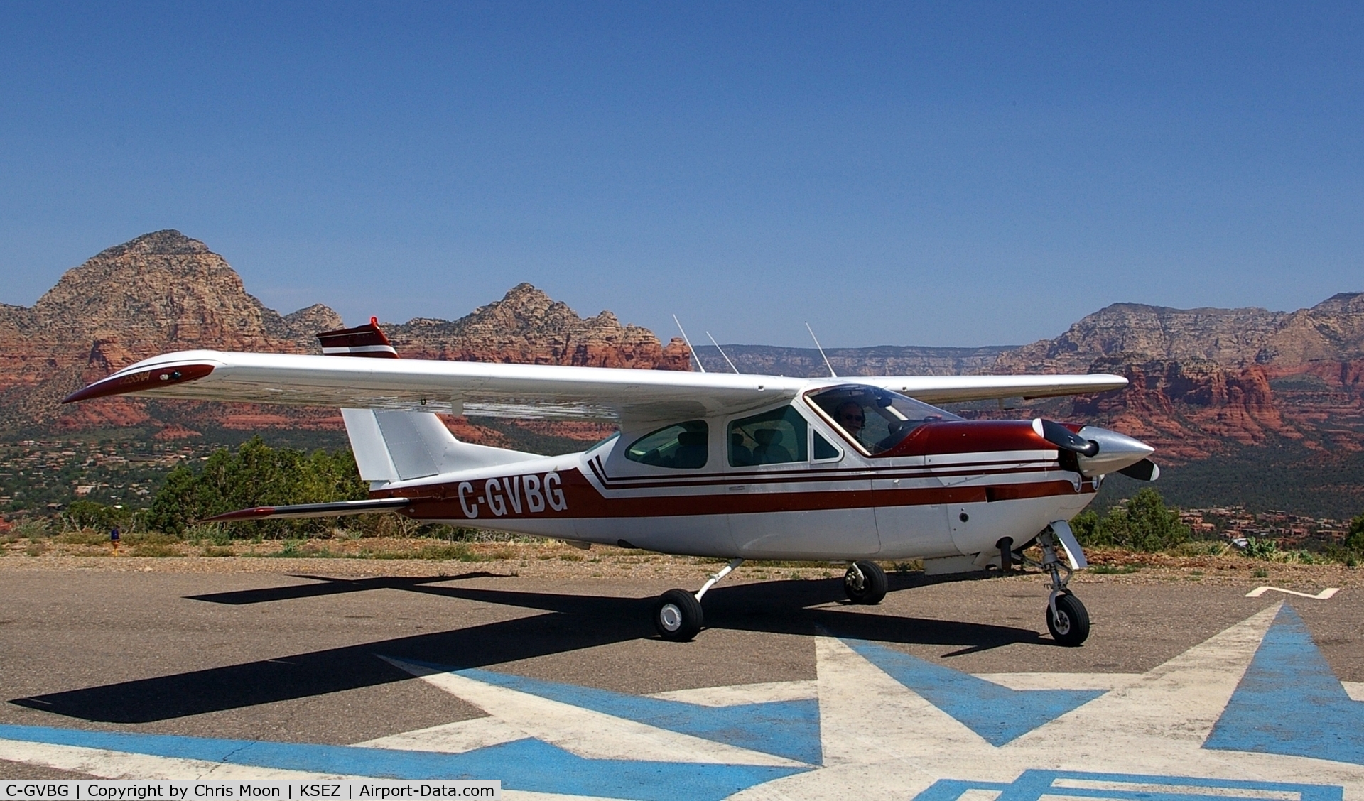 C-GVBG, 1975 Cessna 177RG Cardinal C/N 177RG0779, C-GVBG on the threshold at Sedona AZ