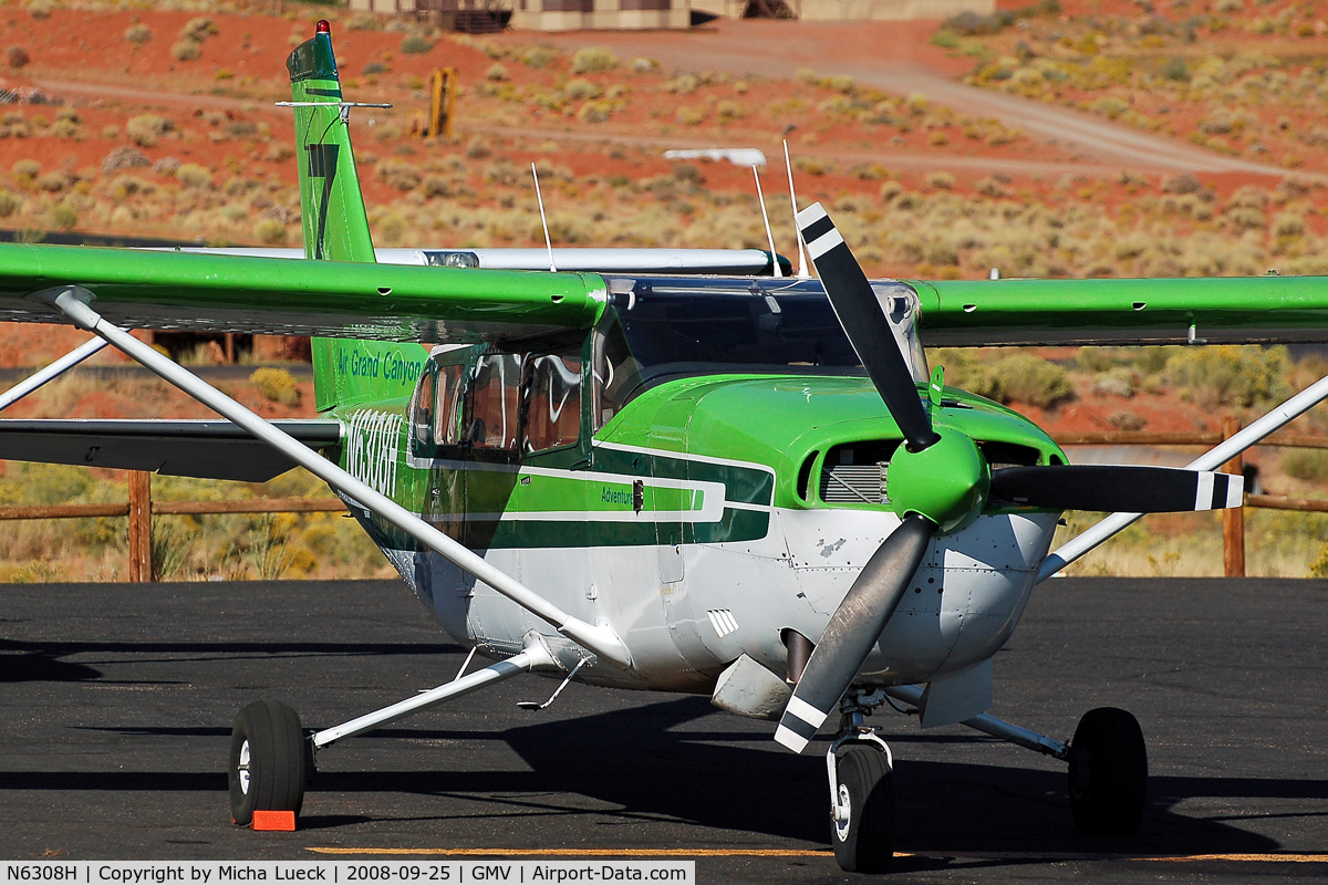 N6308H, 1978 Cessna T207A Turbo Stationair 7 C/N 20700476, At Monument Valley