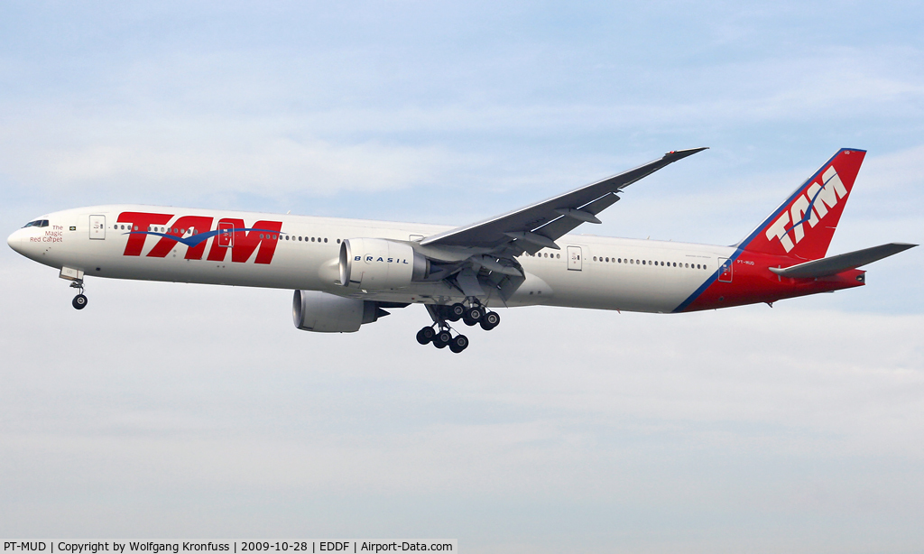 PT-MUD, 2008 Boeing 777-32W/ER C/N 37667, TAM