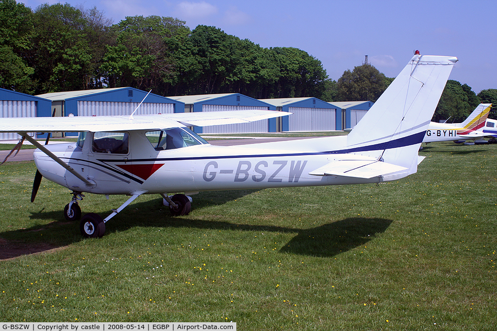 G-BSZW, 1977 Cessna 152 C/N 152-81072, seen @ Kemble