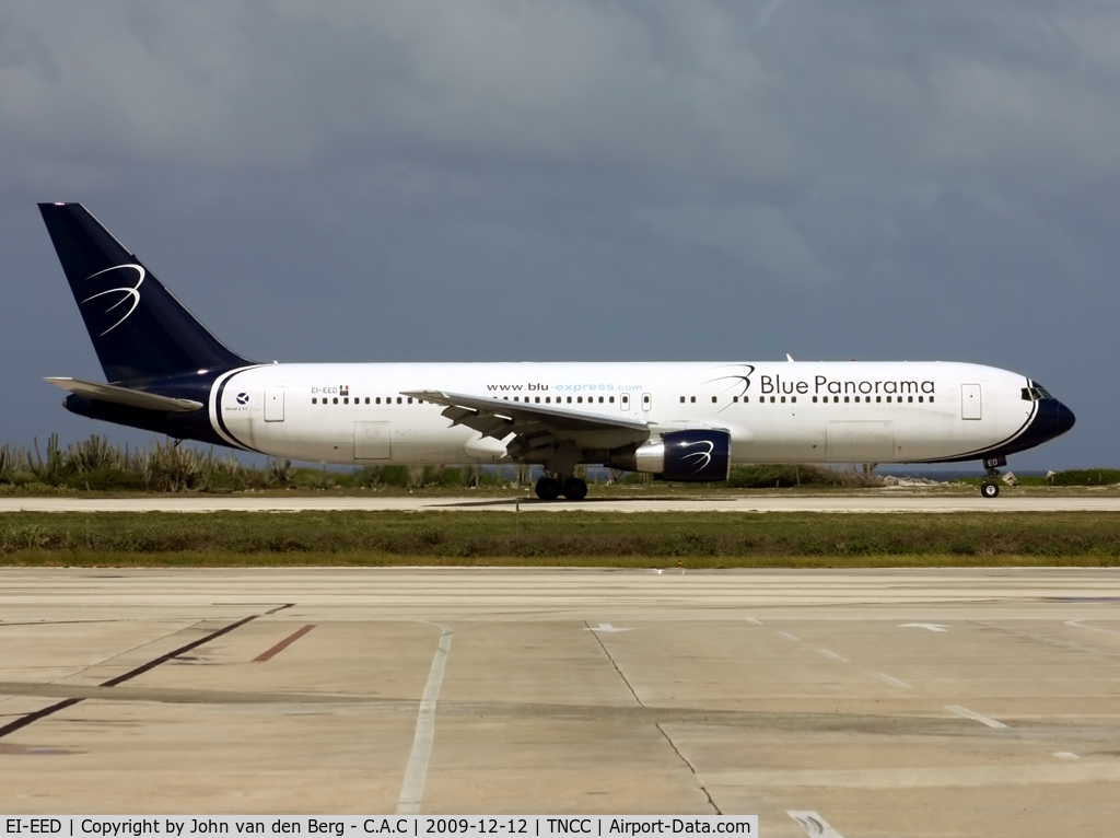 EI-EED, 1995 Boeing 767-31A C/N 27619, Blue Panorama Boeing 767-31A(ER) ( 27619/595 ) @ TNCC / CUR