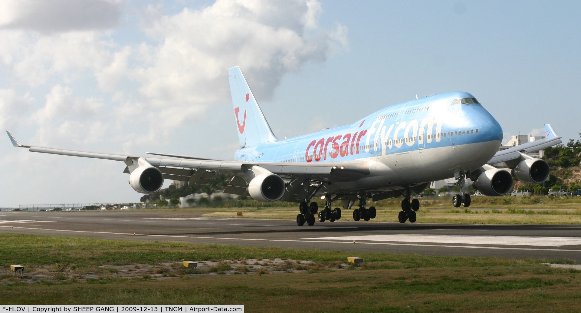 F-HLOV, 1992 Boeing 747-422 C/N 25379, Close up Corsair 747