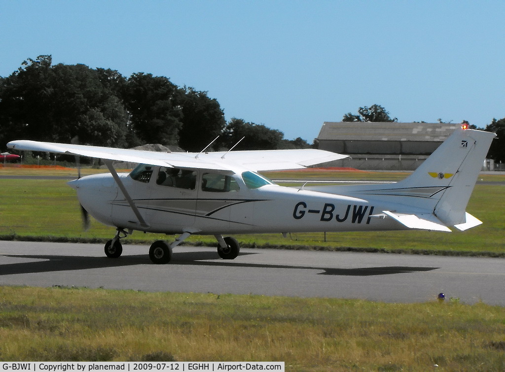 G-BJWI, 1982 Reims F172P Skyhawk C/N 2172, Taken from the Flying Club