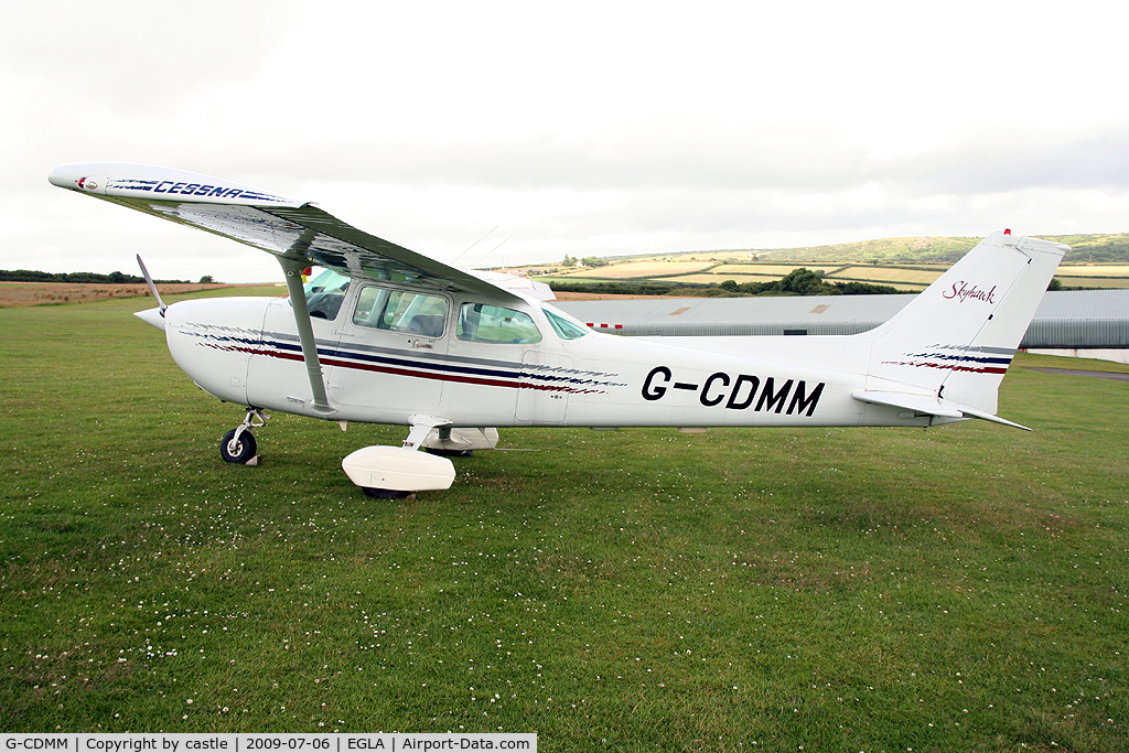 G-CDMM, 1982 Cessna 172P C/N 172-75124, seen @ Bodmin