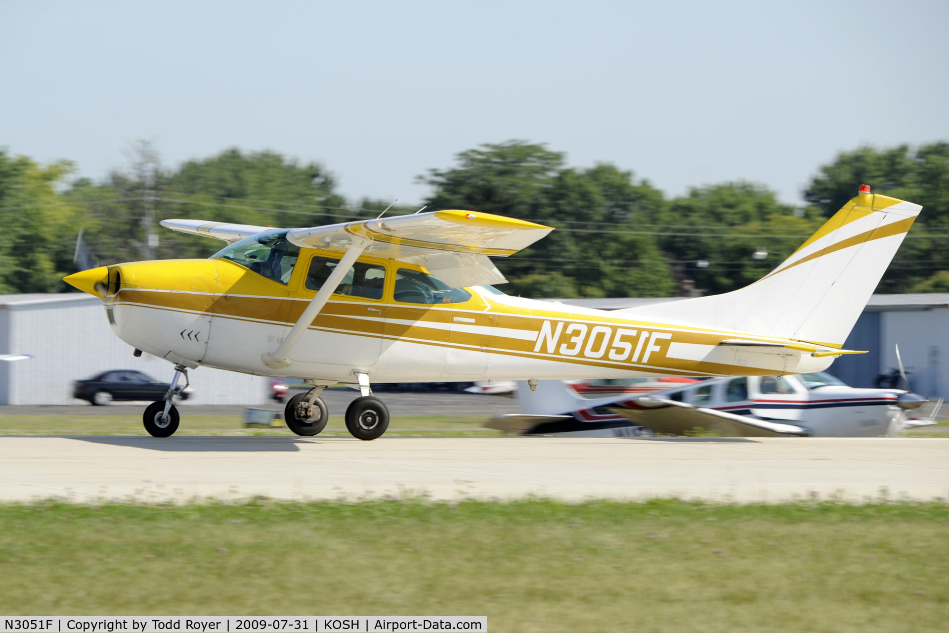 N3051F, 1966 Cessna 182J Skylane C/N 18257151, EAA AIRVENTURE 2009