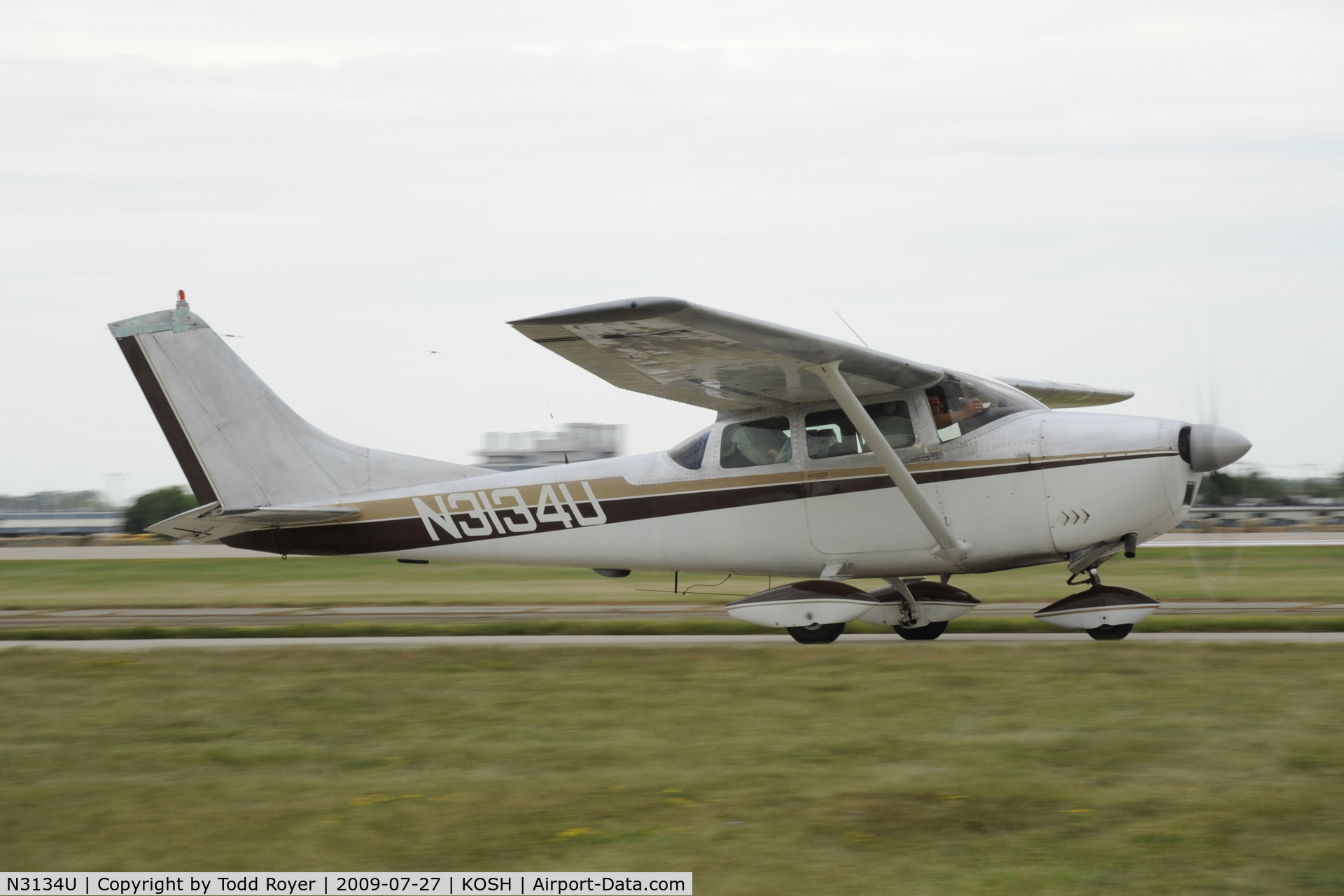 N3134U, 1962 Cessna 182F Skylane C/N 18254534, EAA AIRVENTURE 2009