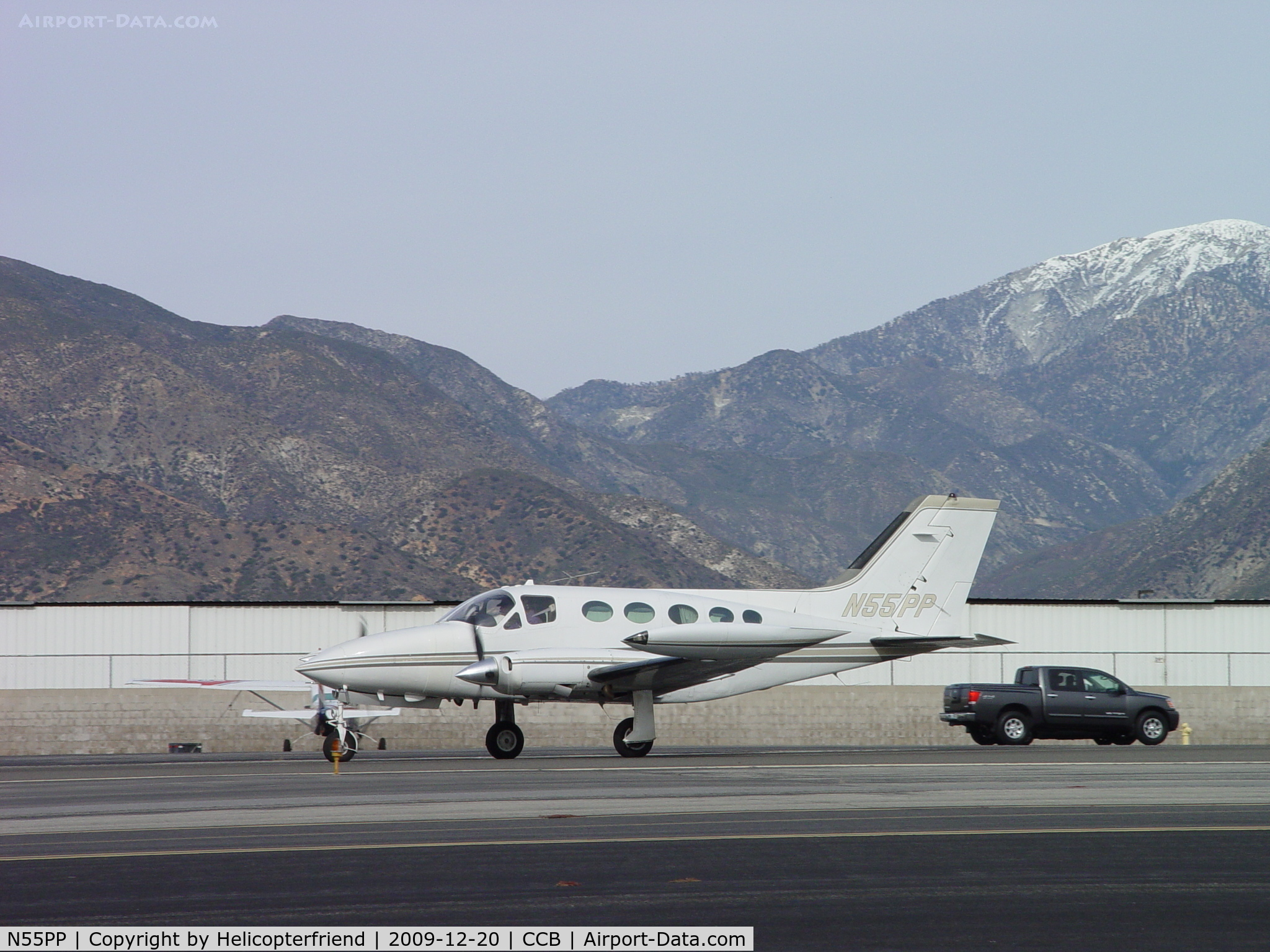 N55PP, 1972 Cessna 414 Chancellor C/N 414-0366, Starting to roll westbound on runway 24