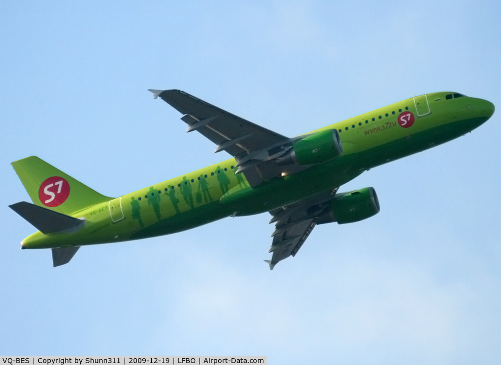 VQ-BES, 2009 Airbus A320-214 C/N 4032, Delivery day...