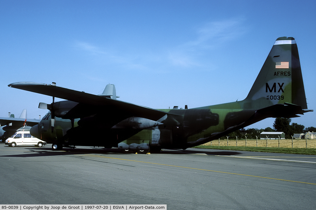 85-0039, 1985 Lockheed C-130H Hercules C/N 382-5080, On the static of the 1996 RIAT. One of few aircraft that could decently be photographed.