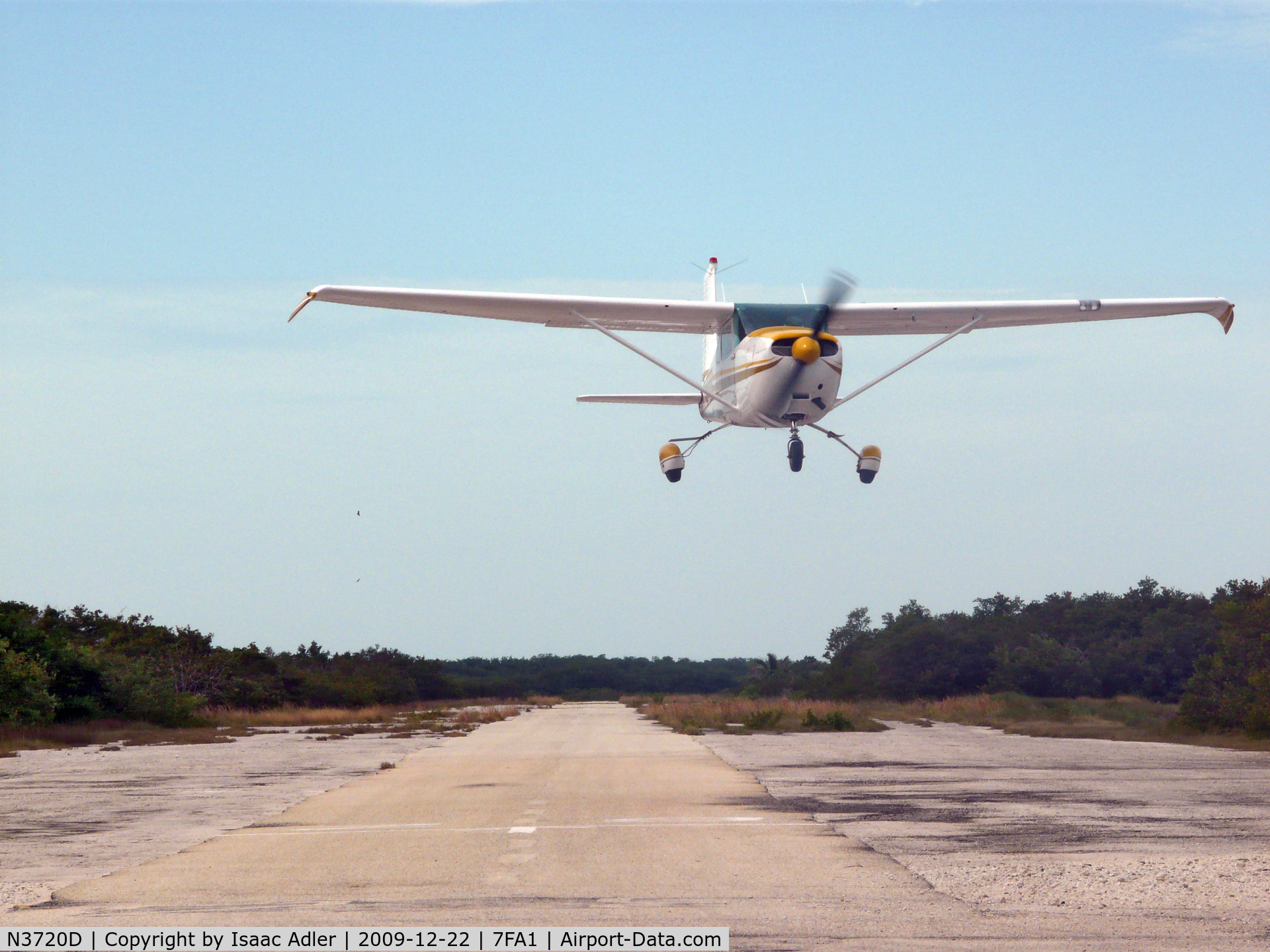 N3720D, 1957 Cessna 182A Skylane C/N 34420, Leaving for a tour of the Islands