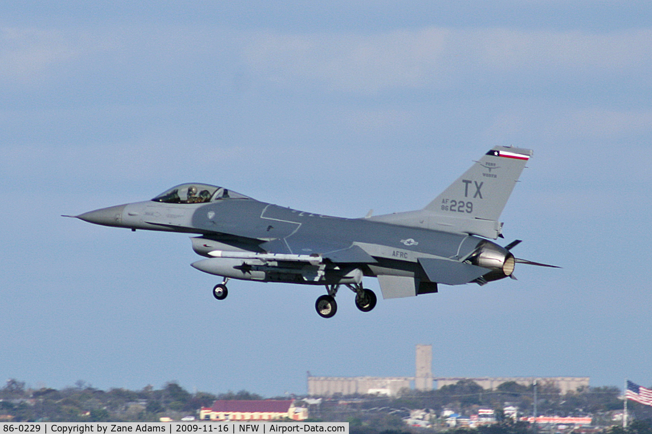 86-0229, General Dynamics F-16C Fighting Falcon C/N 5C-335, At NAS Fort Worth - Carswell Field