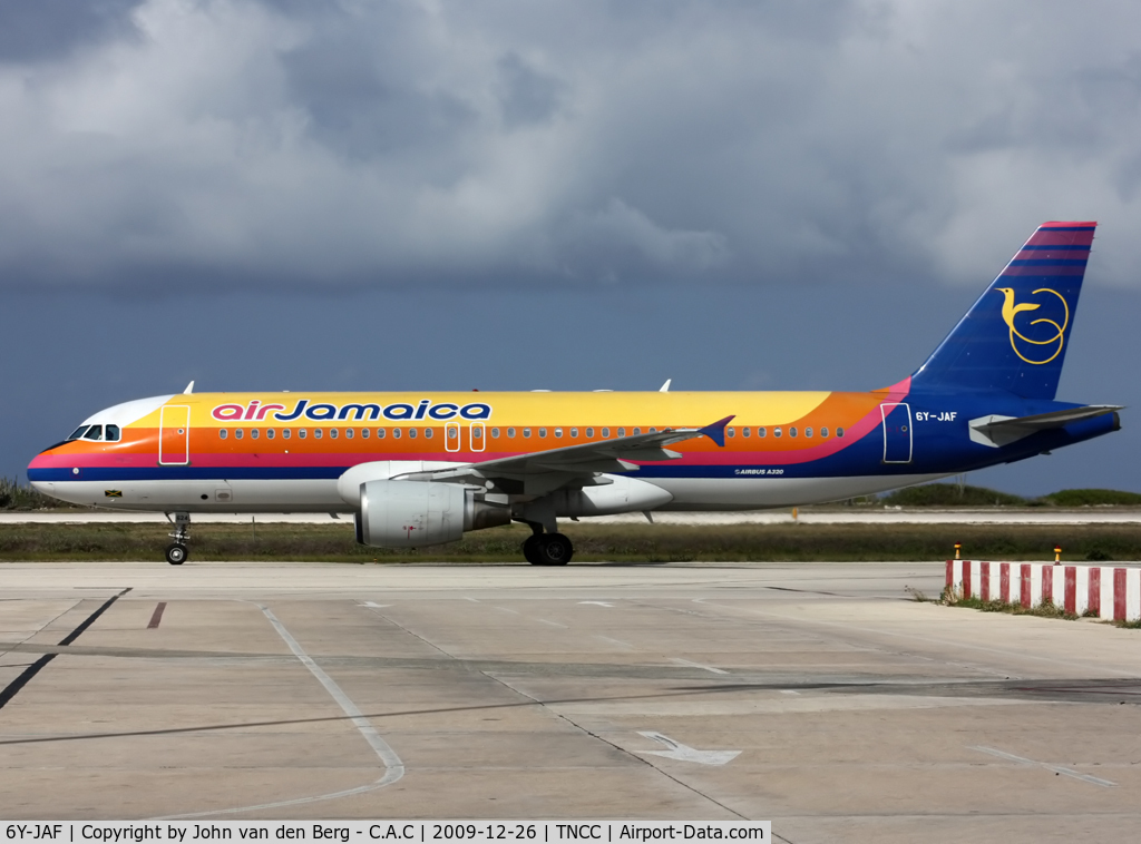 6Y-JAF, 1996 Airbus A320-214 C/N 624, Air Jamaica A 320-214 (624) 6Y-JAF @ TNCC / CUR