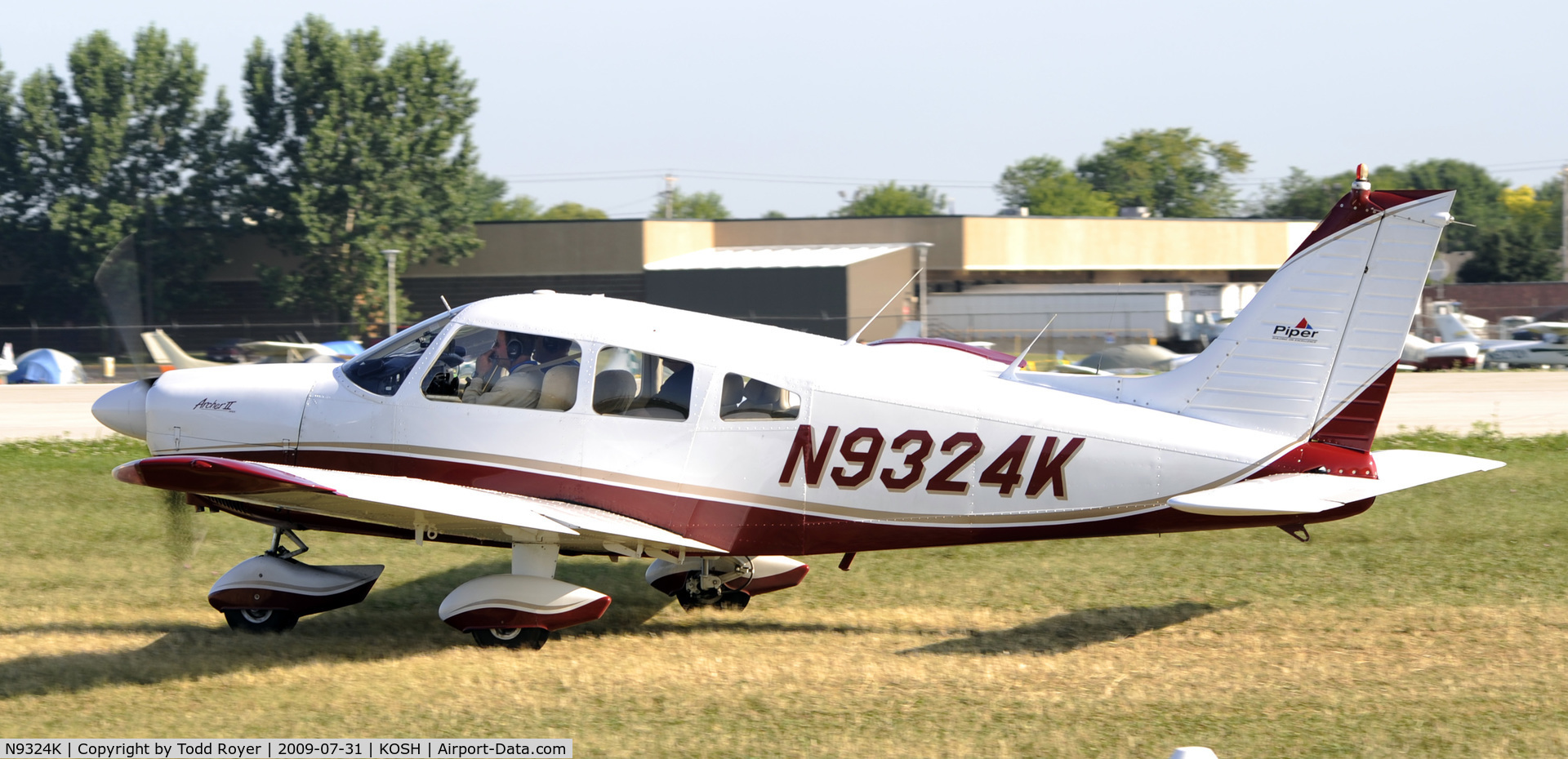 N9324K, 1976 Piper PA-28-181 C/N 28-7690243, EAA AIRVENTURE 2009