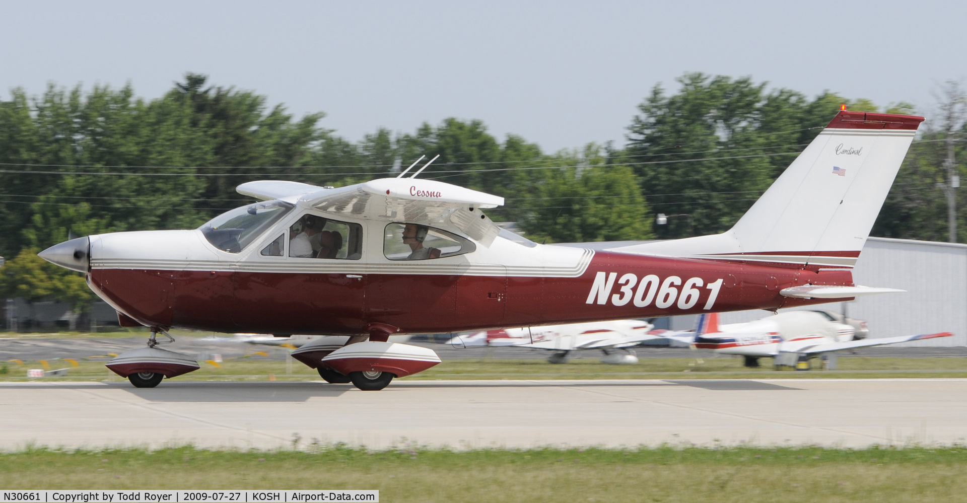 N30661, 1969 Cessna 177B Cardinal C/N 17701389, EAA AIRVENTURE 2009