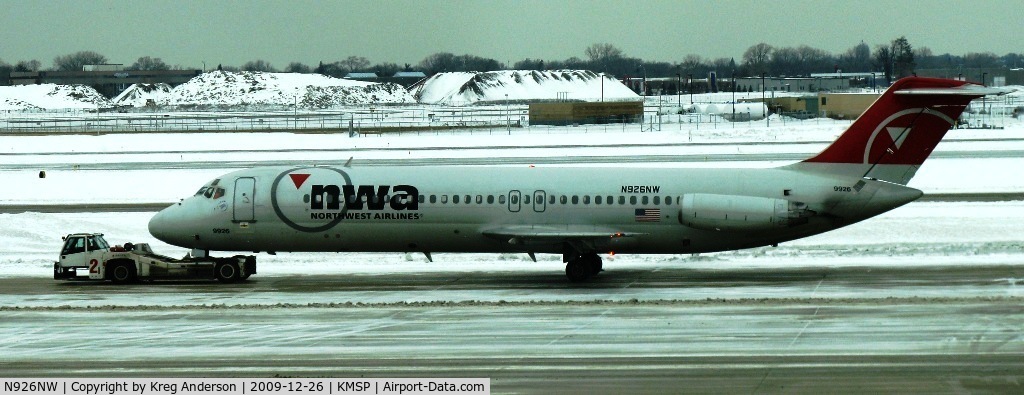N926NW, 1970 Douglas DC-9-32 C/N 47425, This DC-9 will [probably] make it to 2010 while still in Northwest colors! Awesome!