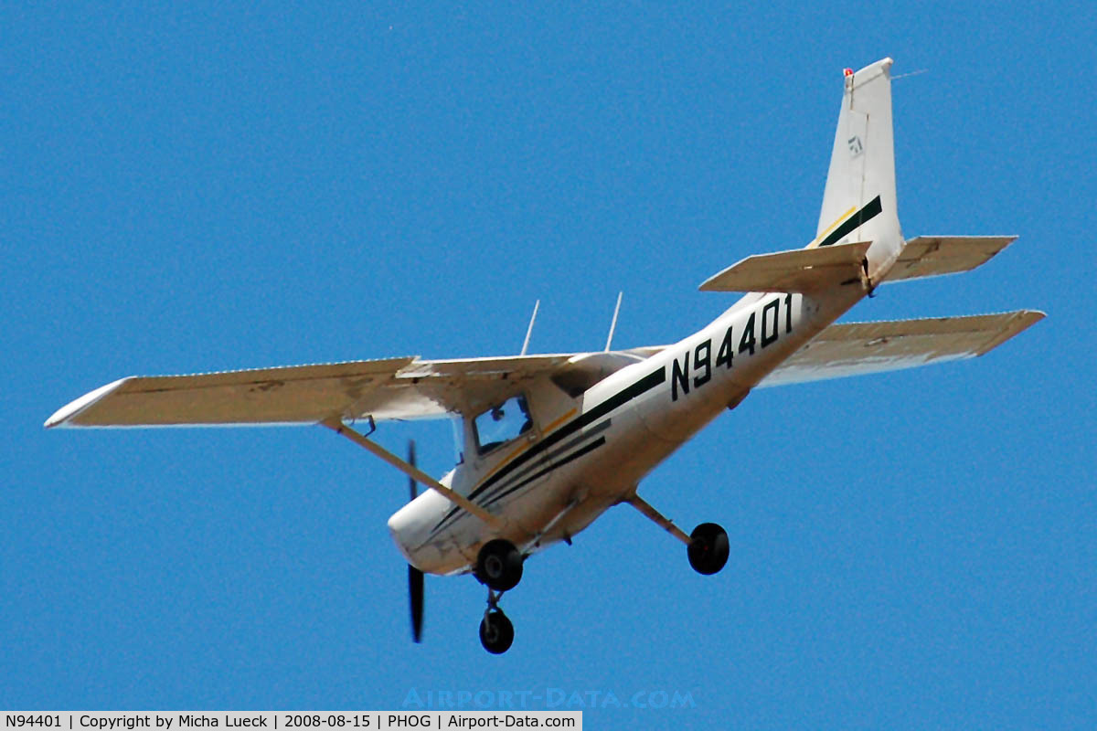 N94401, 1982 Cessna 152 C/N 15285664, At Maui