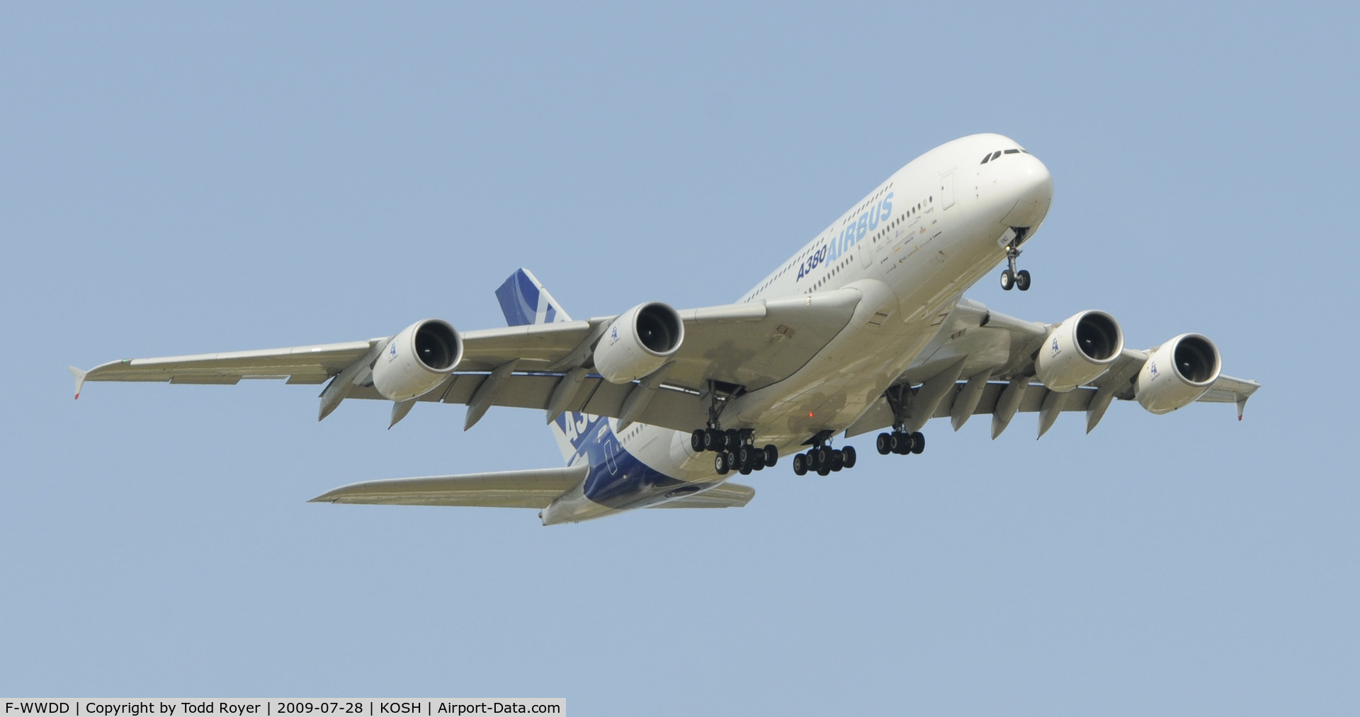 F-WWDD, 2005 Airbus A380-861 C/N 004, EAA AIRVENTURE 2009