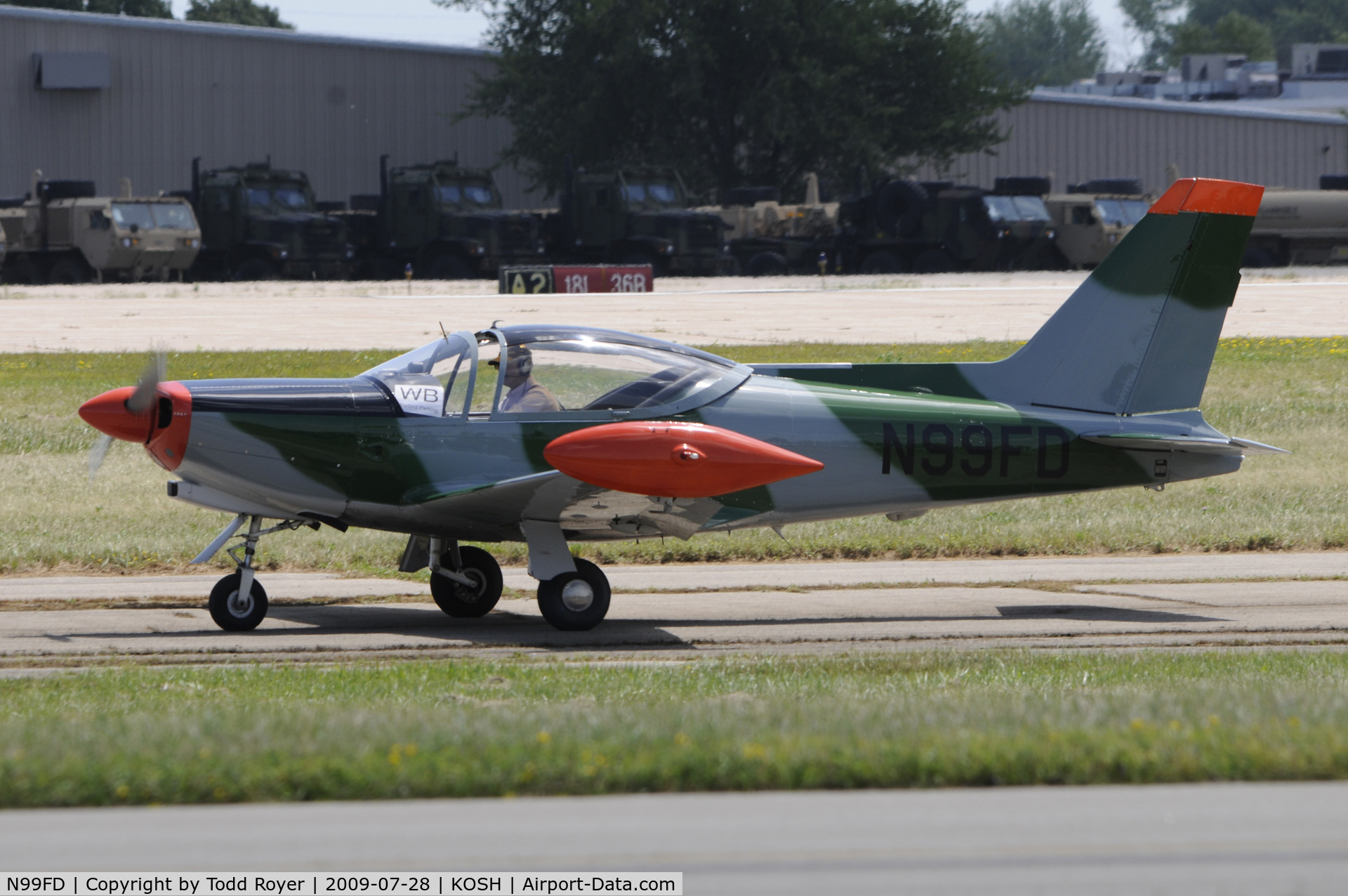 N99FD, 1991 SIAI-Marchetti SF-260D C/N 787, EAA AIRVENTURE 2009