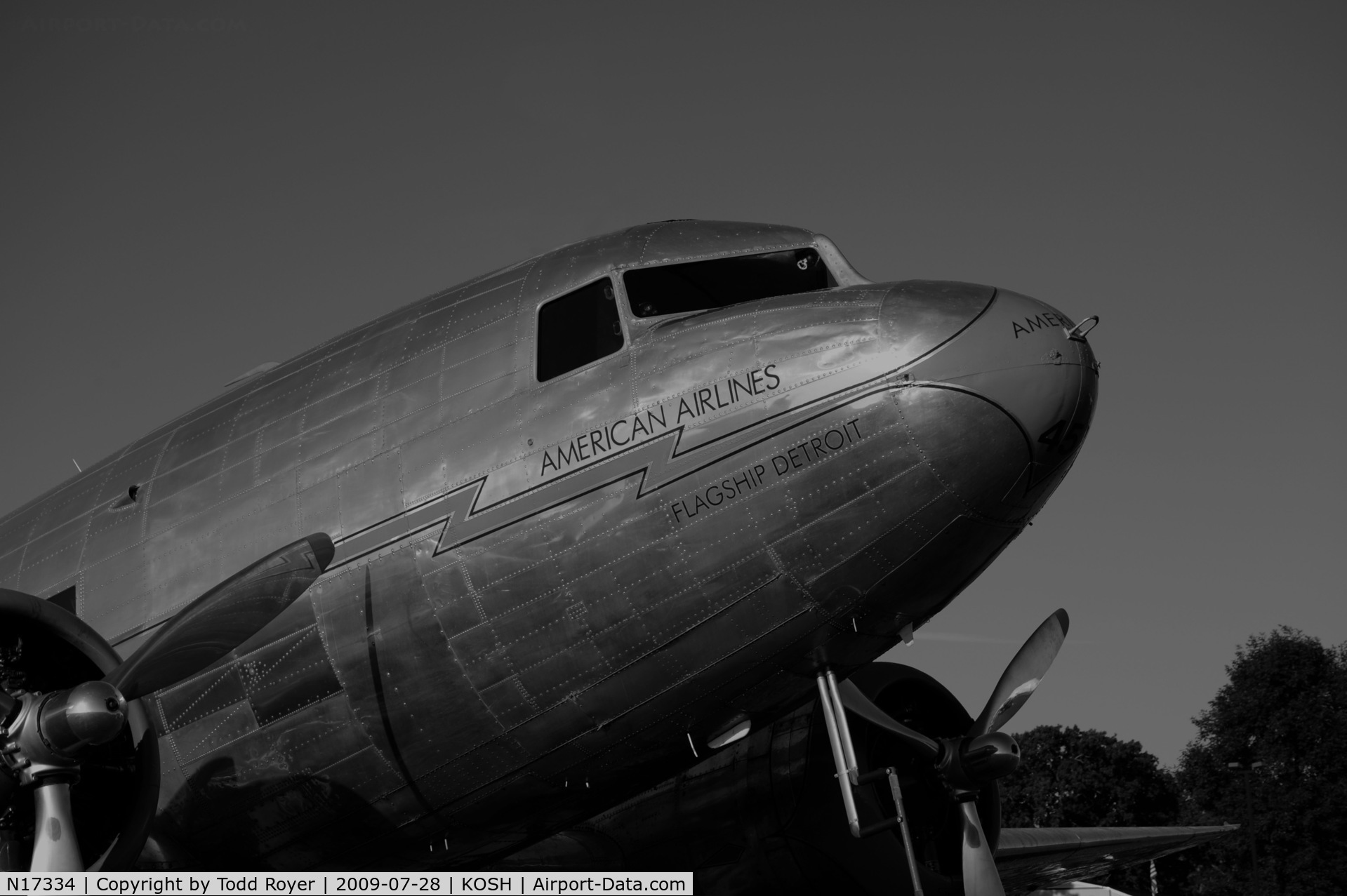 N17334, 1937 Douglas DC-3-178 C/N 1920, EAA AIRVENTURE 2009