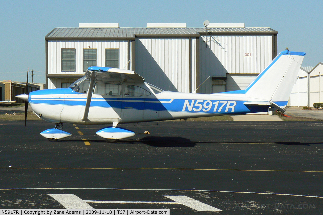 N5917R, 1965 Cessna 172G C/N 17253586, At Hicks Field - Fort Worth, TX