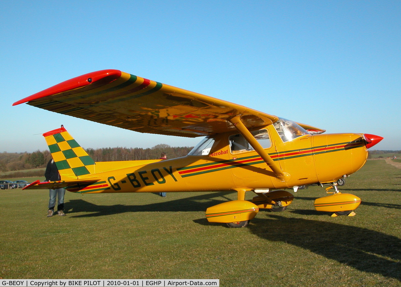 G-BEOY, 1972 Reims FRA150L Aerobat C/N 0150, NEW YEARS DAY FLY-IN