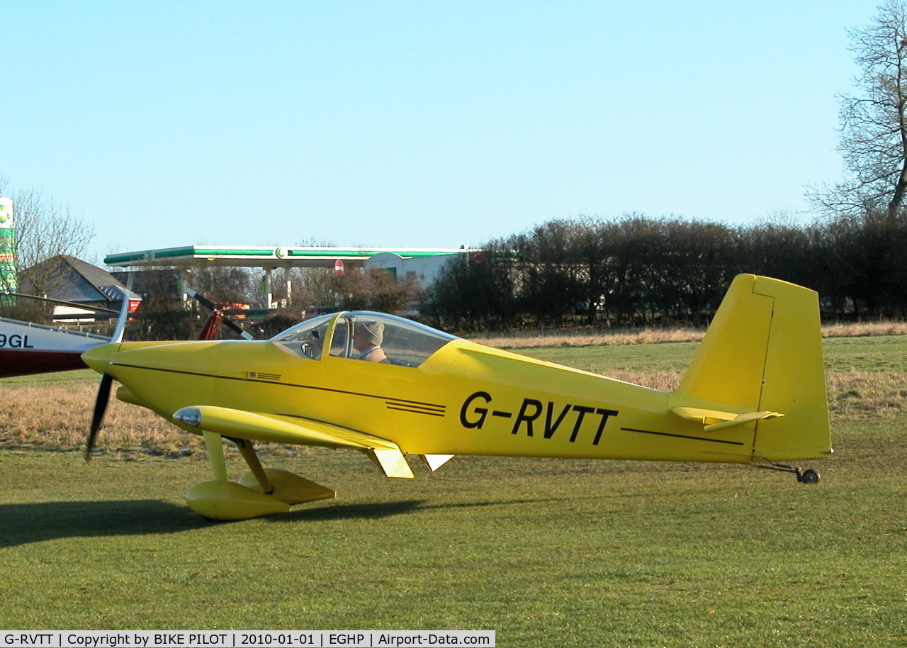 G-RVTT, 2003 Vans RV-7 C/N PFA 323-13852, NEW YEARS DAY FLY-IN