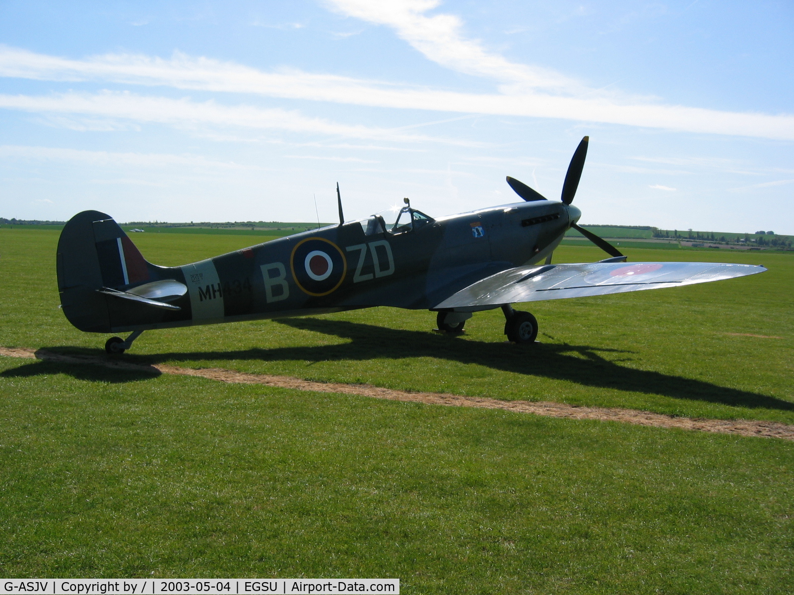 G-ASJV, 1943 Supermarine 361 Spitfire LF.IXb C/N CBAF.IX.552, /