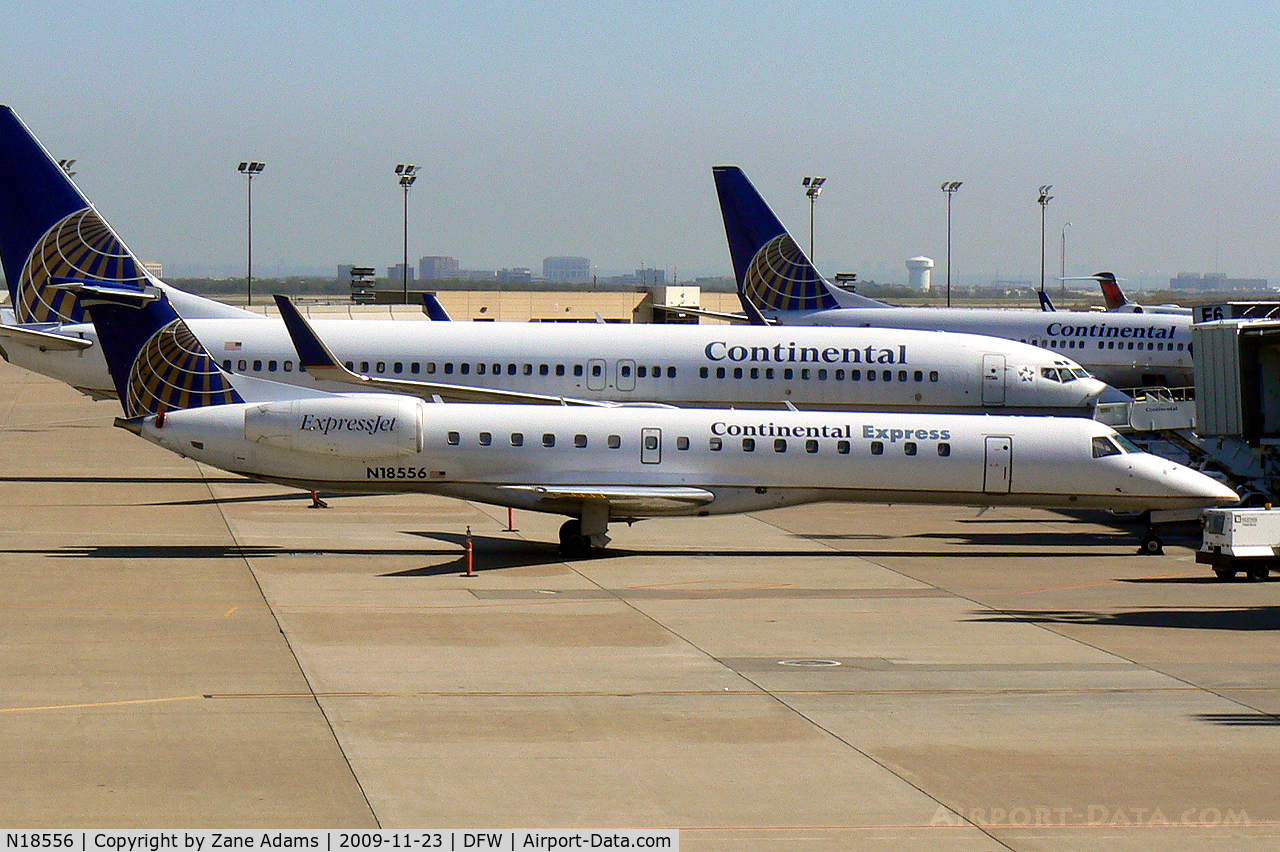 N18556, 2002 Embraer ERJ-145LR (EMB-145LR) C/N 145595, Continental Express at DFW