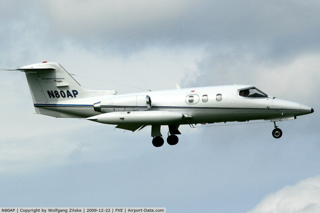 N80AP, Gates Learjet 24D C/N 312, visitor