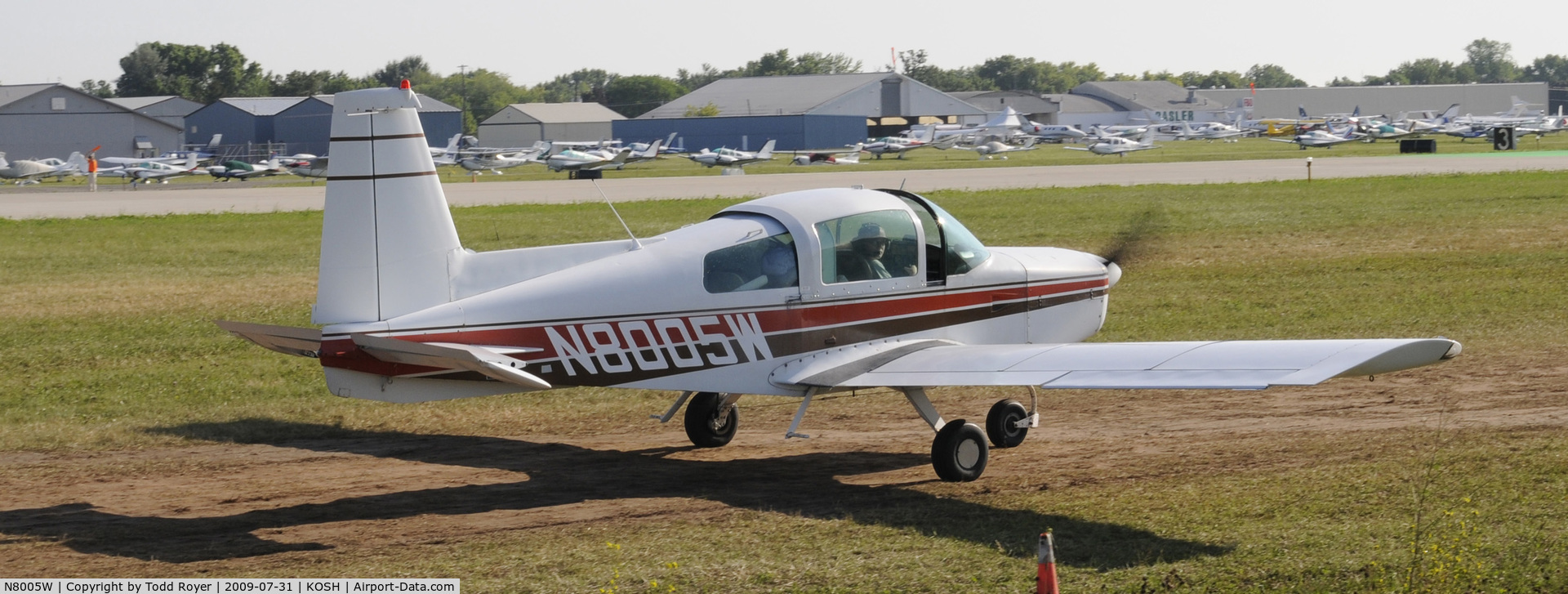 N8005W, 1974 American AA-5 C/N AA5-0562, EAA AIRVENTURE 2009