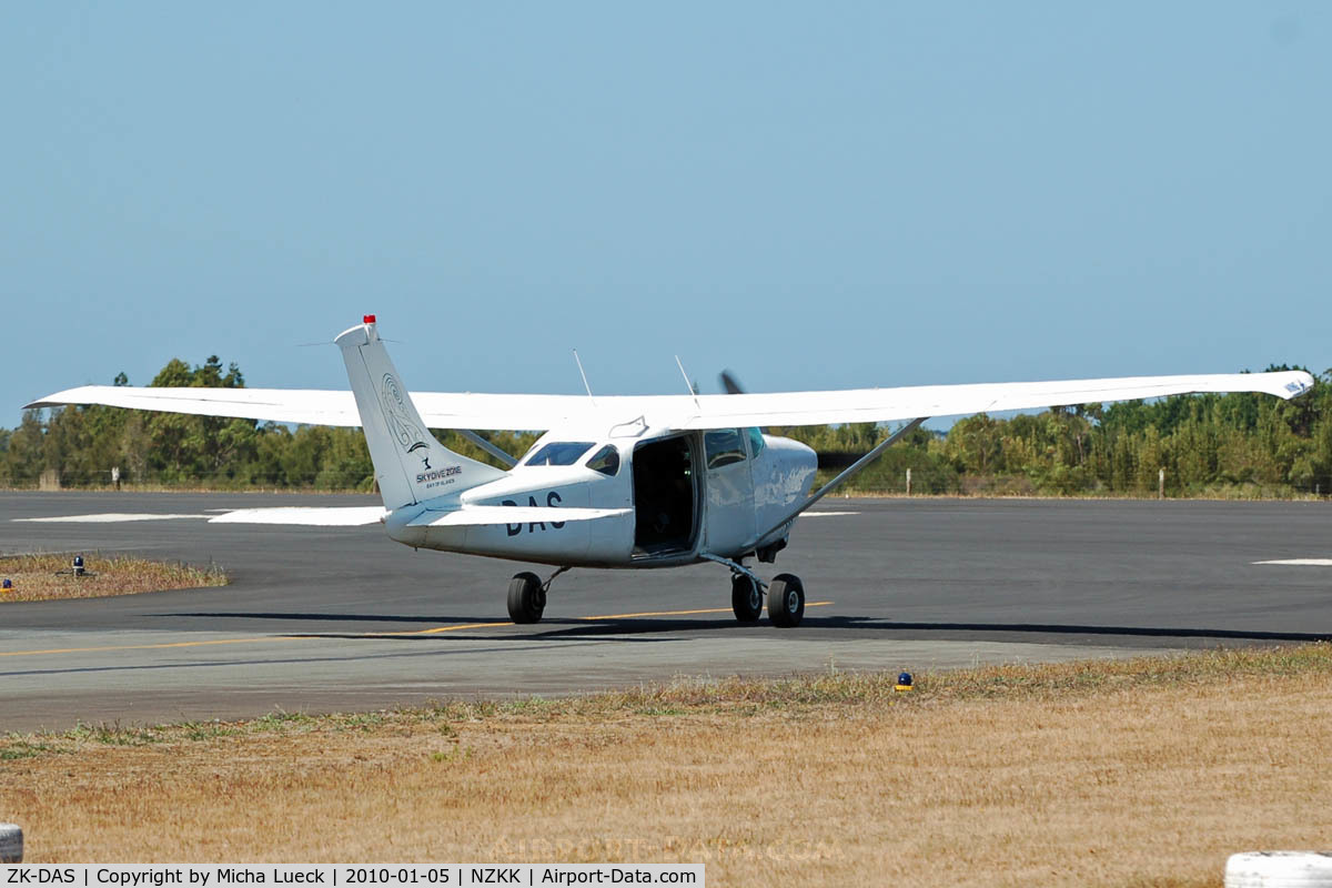 ZK-DAS, 1966 Cessna TU206A Turbo Super Skywagon C/N U206-0554, At Kerikeri / Bay of Islands