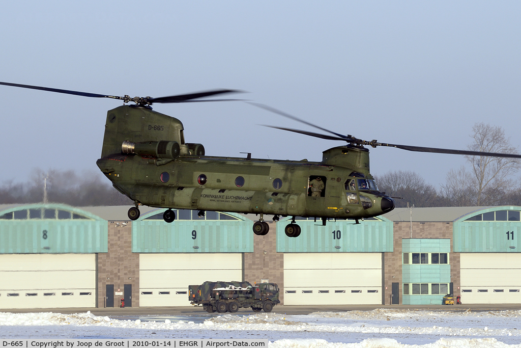 D-665, Boeing CH-47D Chinook C/N M.3665/NL-005, Chinook of the Dutch air force training in cold and low conditions.