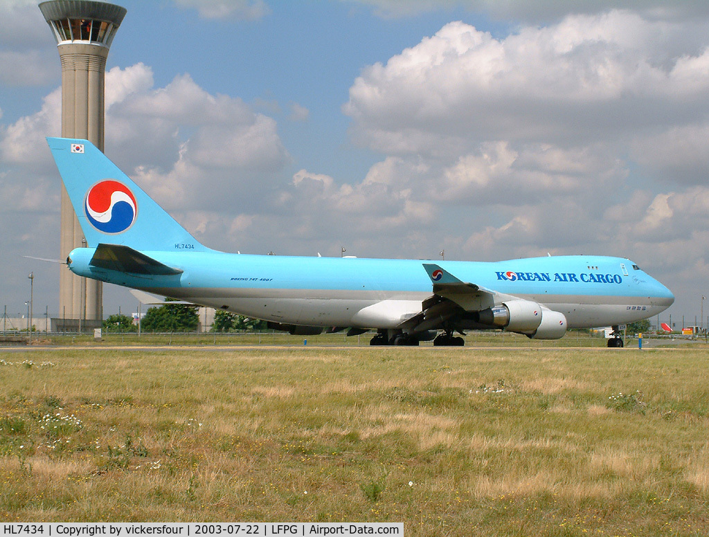 HL7434, 2002 Boeing 747-4B5F/SCD C/N 32809, Korean Air Cargo