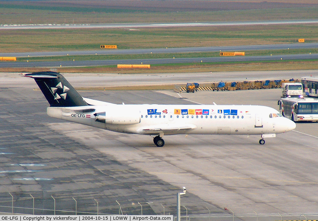 OE-LFG, 1995 Fokker 70 (F-28-0070) C/N 11549, Austrian Arrows. STAR Alliance scheme.