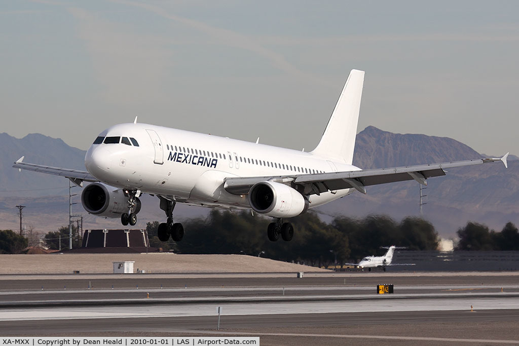 XA-MXX, Airbus A320-231 C/N 0320, Mexicana XA-MXX (FLT MXA996) arriving from Don Miguel Hidalgo y Costilla Int'l (MMGL) - Guadalajara, Mexico.