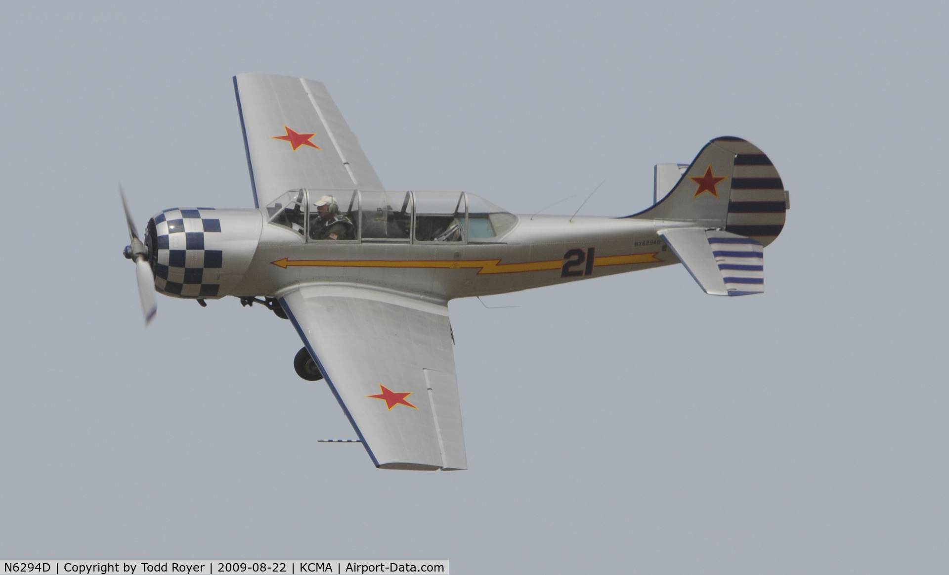 N6294D, 1983 Yakovlev Yak-52 C/N 833611, CAMARILLO AIR SHOW 2009