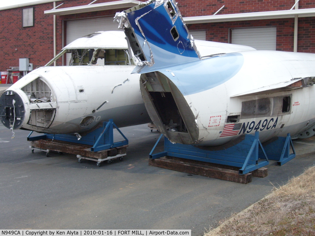 N949CA, Canadair CRJ-100ER (CL-600-2B19) C/N 7080, Missing a few more parts / Fort Mill SC