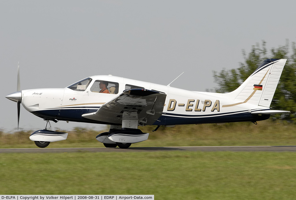 D-ELPA, 2004 Piper PA-28-181 Archer C/N 28-43590, PA-28 Archer