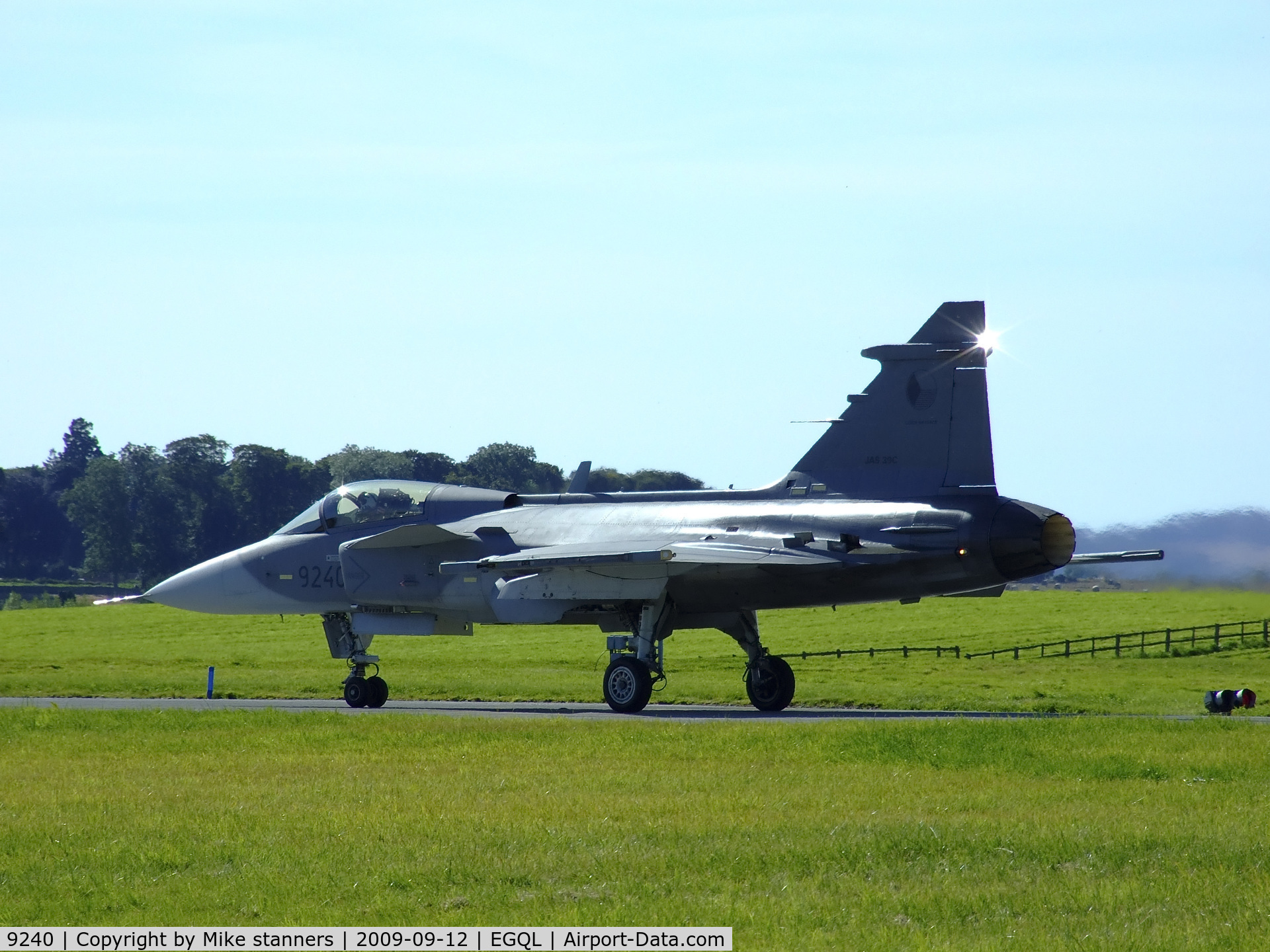 9240, 2005 Saab JAS-39C Gripen C/N 39240, JAS-39C Gripen from 211tl,taxiing to the runway for it's display at Leuchars airshow '09