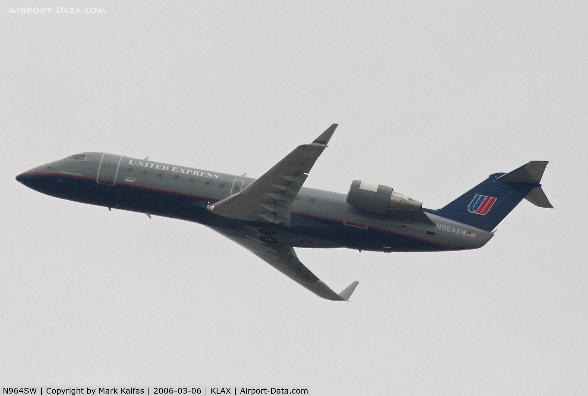 N964SW, 2003 Bombardier CRJ-200ER (CL-600-2B19) C/N 7868, SkyWest CL-600-2B19, 25R departure KLAX.