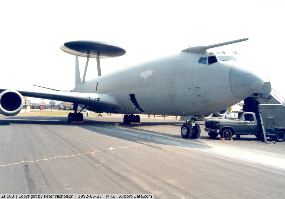ZH103, 1990 Boeing E-3D Sentry AEW.1 Sentry C/N 24111, Sentry AEW.1 of 8 Squadron at RAF Waddington on display at the 1992 Mildenhall Air Fete.
