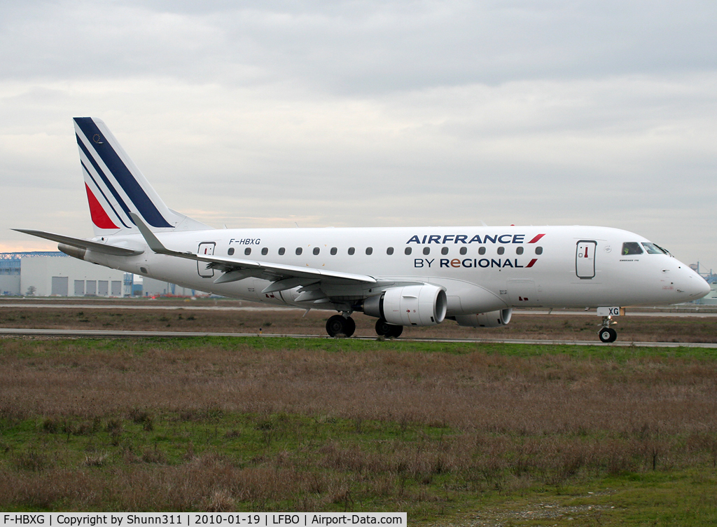 F-HBXG, 2009 Embraer 170ST (ERJ-170-100ST) C/N 17000301, Taxiing holding point rwy 14L in new Air France c/s