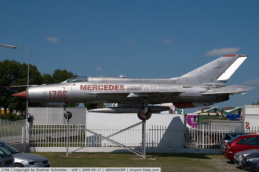 1706, Mikoyan-Gurevich MiG-21PF C/N 761706, ex Polish Air Force Mig 21