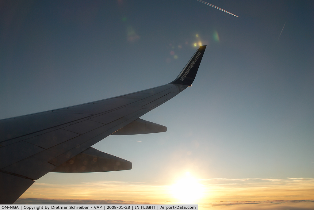 OM-NGA, 2006 Boeing 737-76N C/N 32684, enroute BCN - VIE