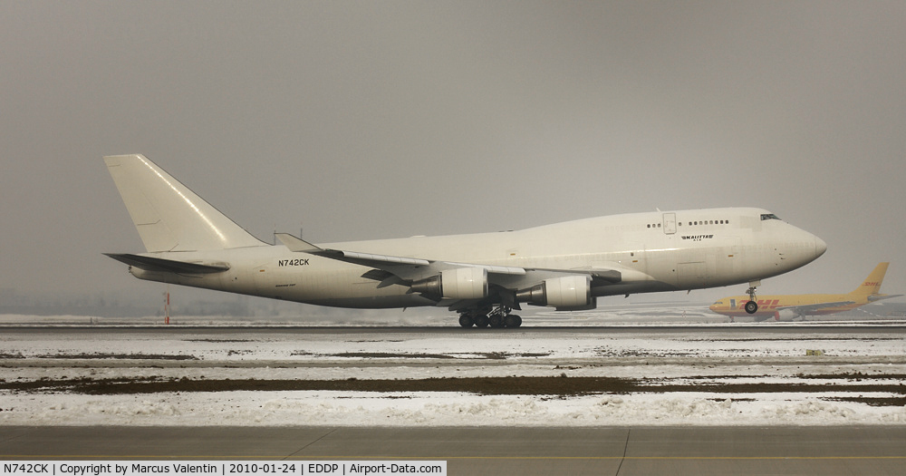 N742CK, 1990 Boeing 747-446 C/N 24424, first landing in Leipzig, sorry for the bad weather.