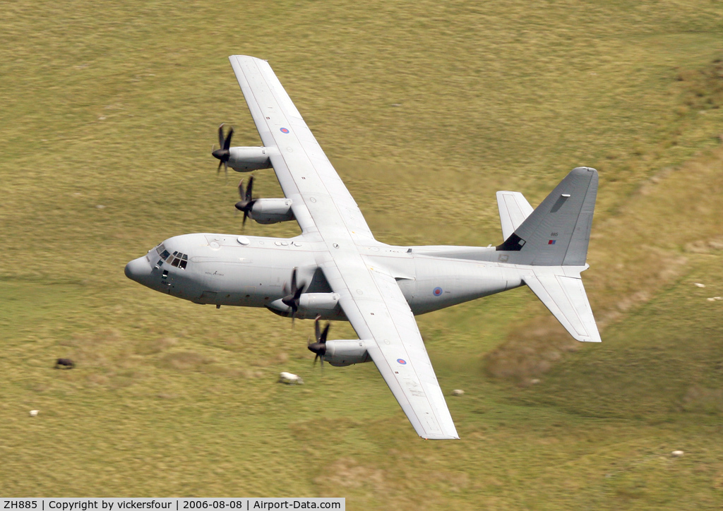 ZH885, 1999 Lockheed Martin C-130J Hercules C.5 C/N 382-5483, Royal Air Force. Operated by LTW. M6 Pass, Cumbria.